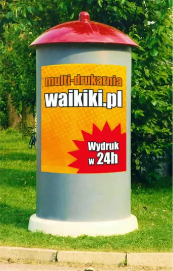 Zdjęcia słupa ogłoszeniowego z przyklejonym plakatem w formacie A0